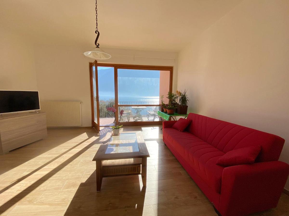 Big Apartment With Lake View And Two Bedrooms Sala Comacina Exteriér fotografie